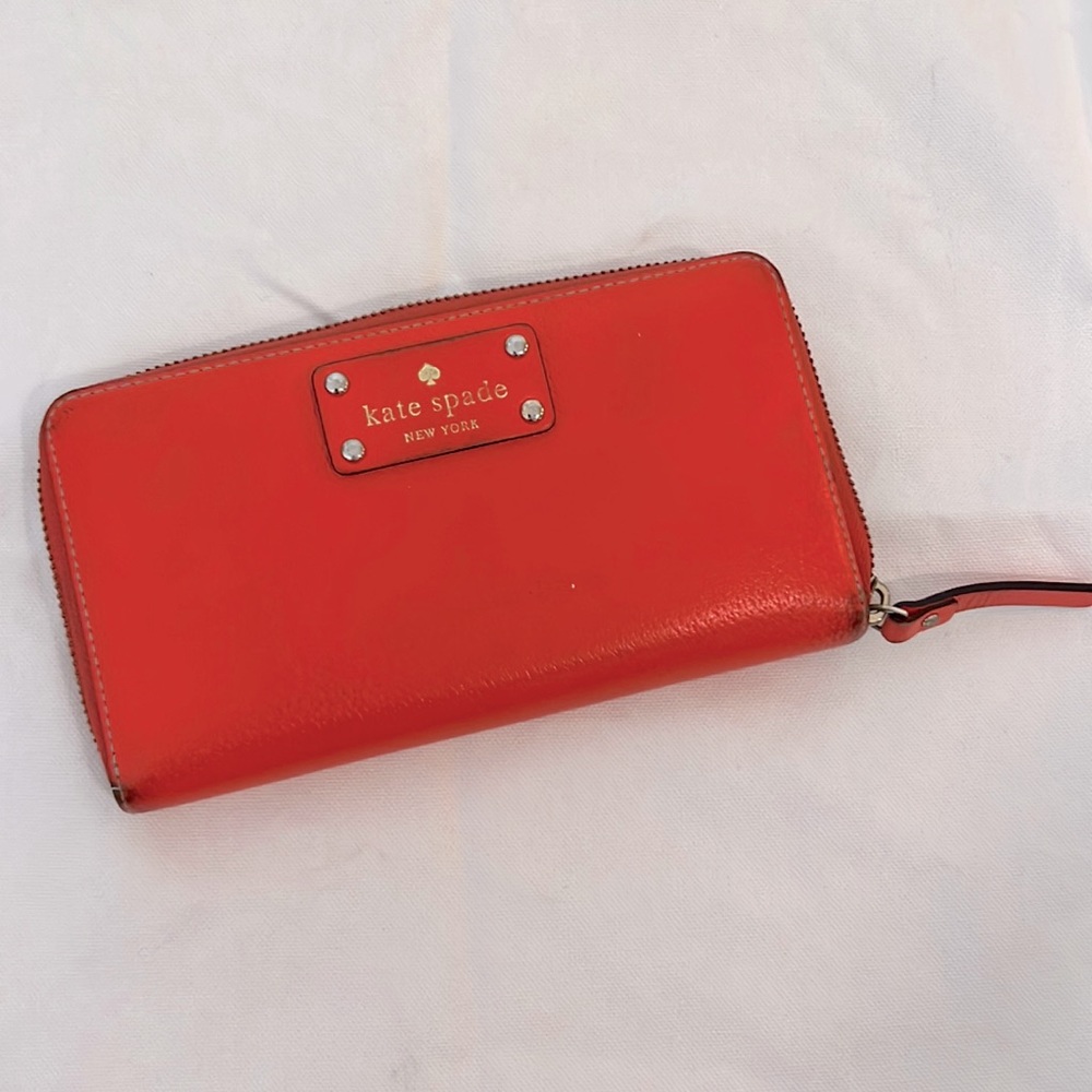 LAST CALL FOR  Kate Spade wallet